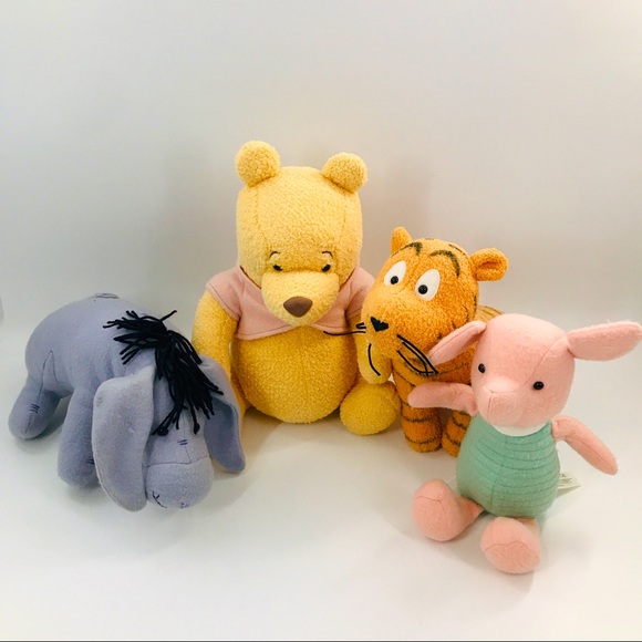 pooh plush set